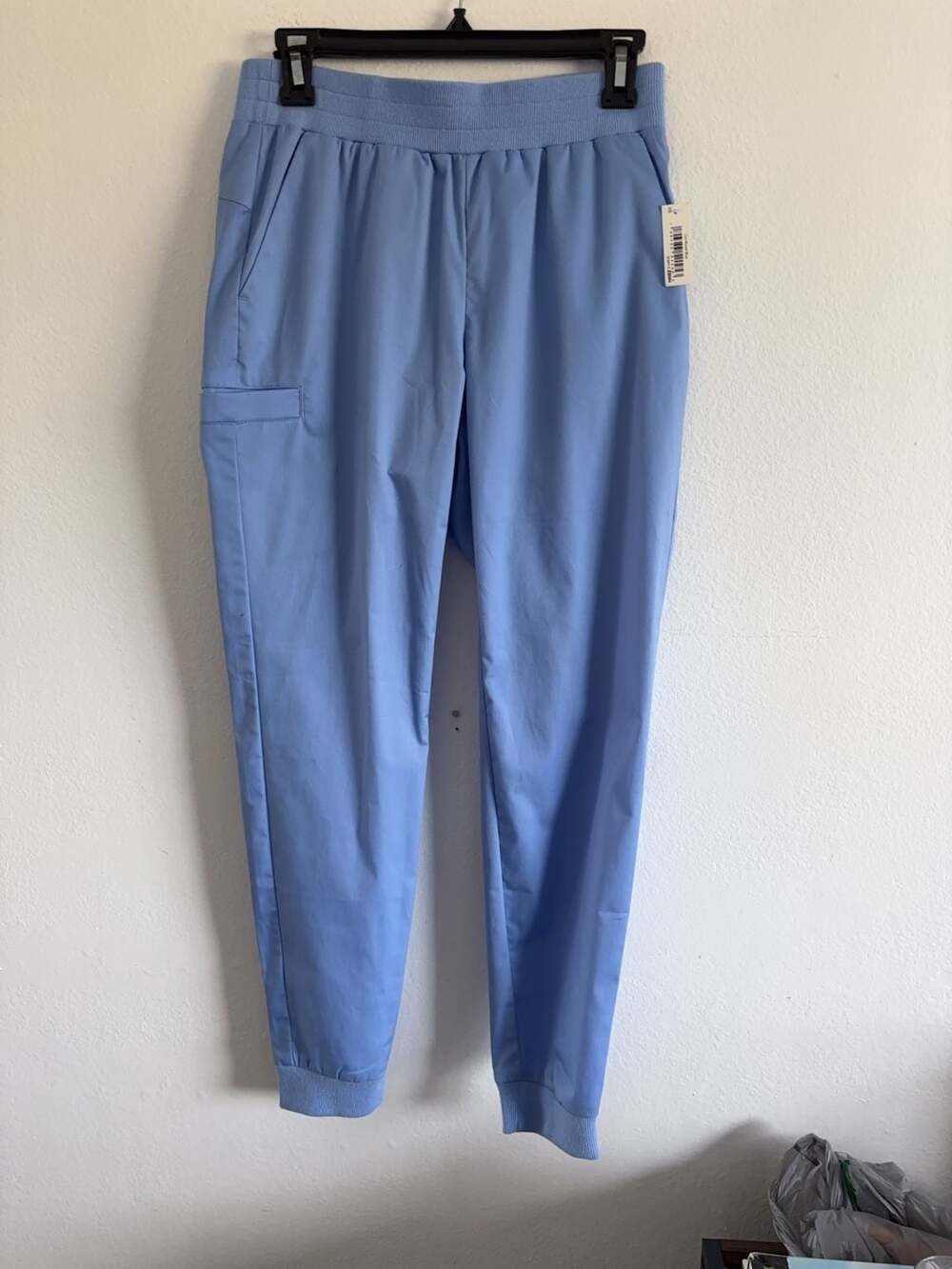 Amazon Essentials Mid Rise Jogger Scrub Pants size XS NEW